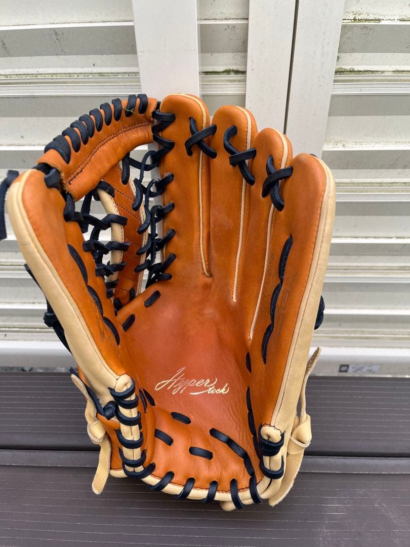 美品　ローリングス ハイパーテック 一般 軟式グローブ 外野用 右投げ　カバー付