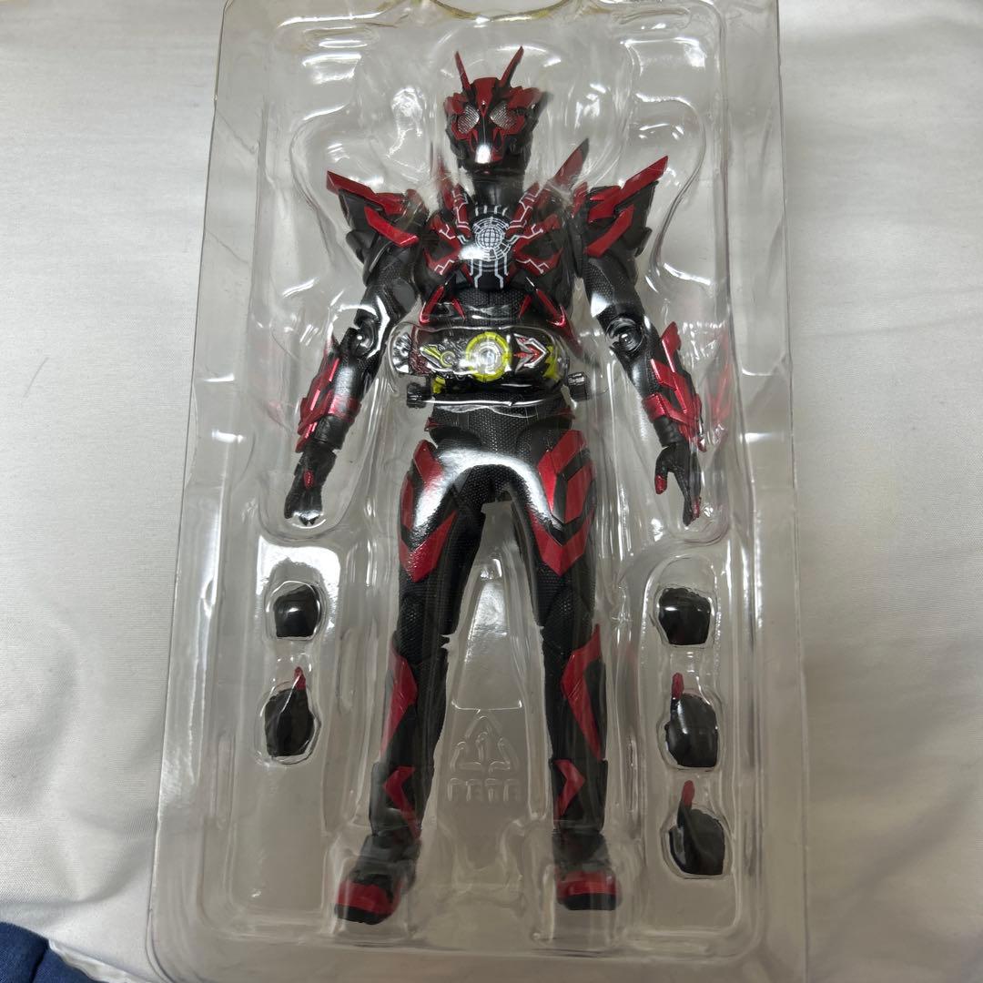 SH Figuarts 仮面ライダーゼロワン ヘルライズングホッパー
