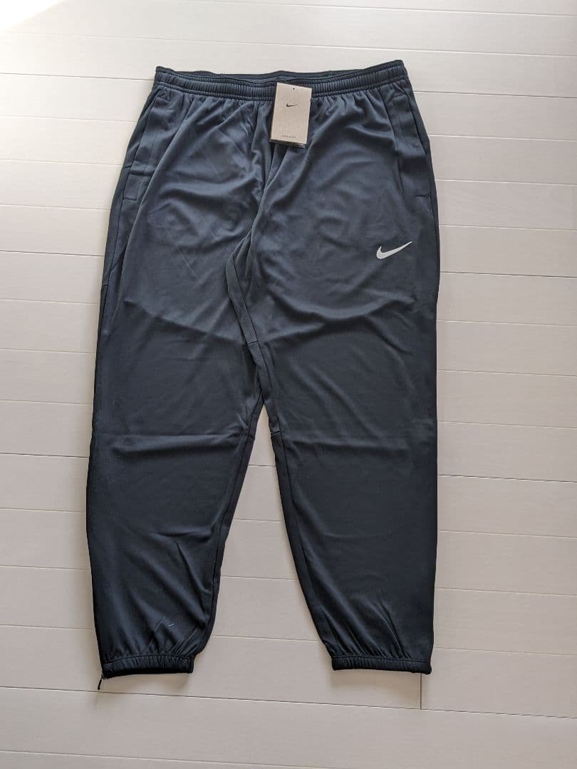 NIKE　ナイキ チャレンジャー　パンツ