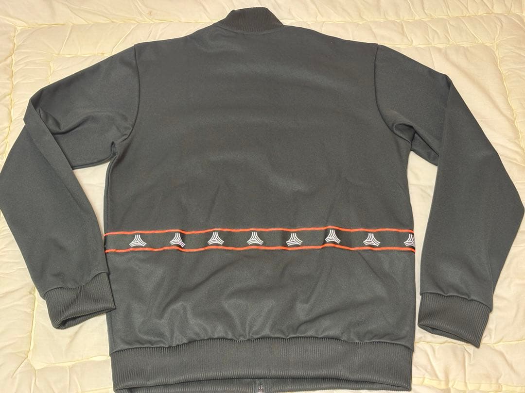 【新品】adidas トラックジャケット