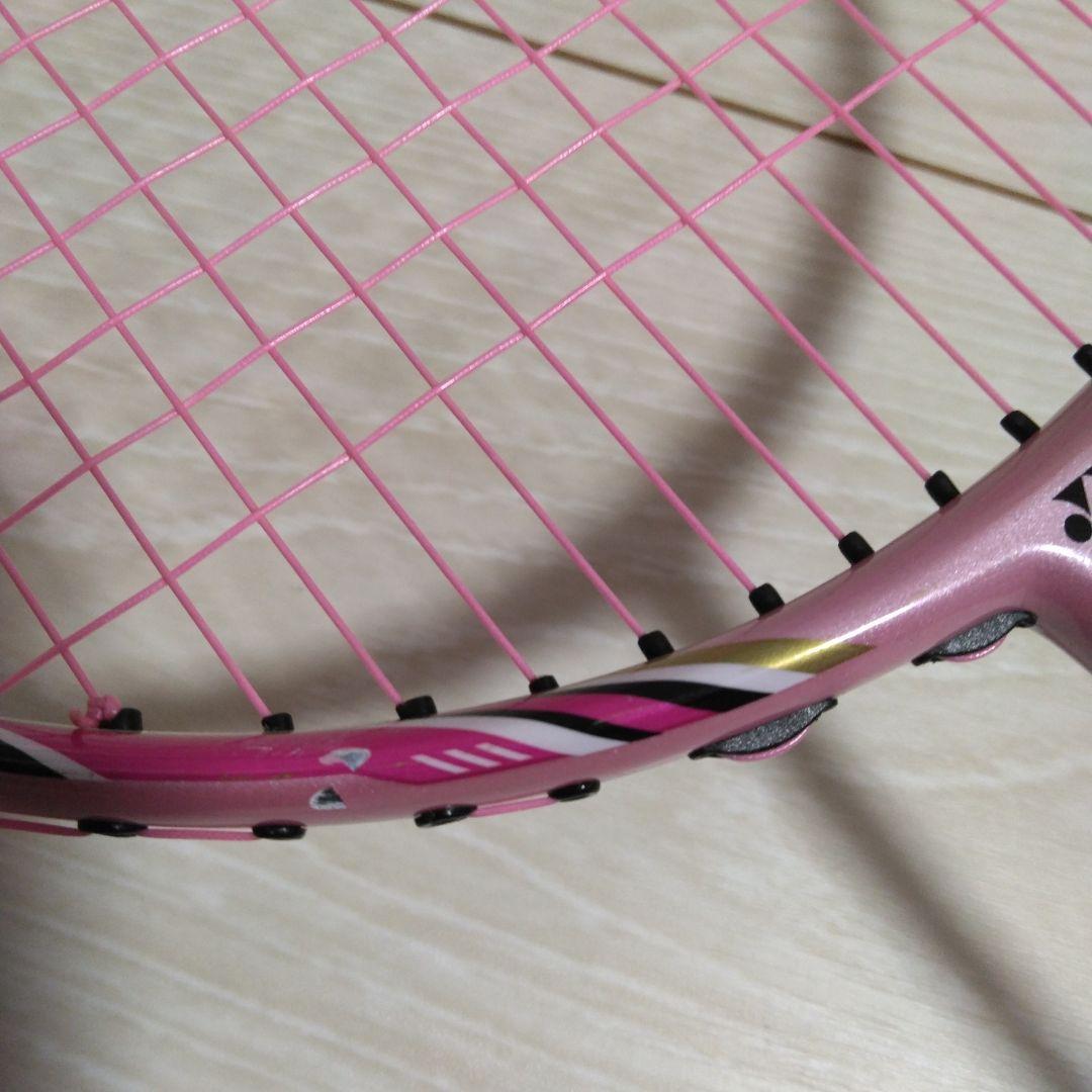 YONEX バドミントンラケット ピンク