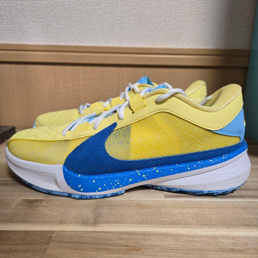 NIKE ZOOM FREAK 5 EP　ナイキ ズーム　フリーク5