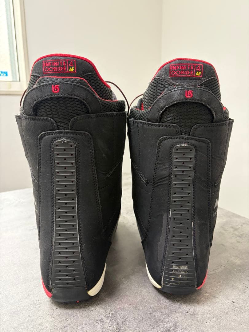 希少 バートン アイオン ピレリコラボ BURTON ION PIRELLI