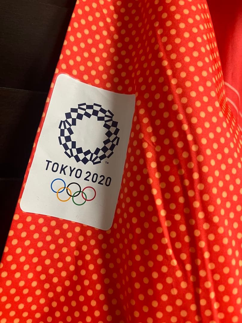 アシックス　ウインドジャケット　東京オリンピック　サンライズレッド