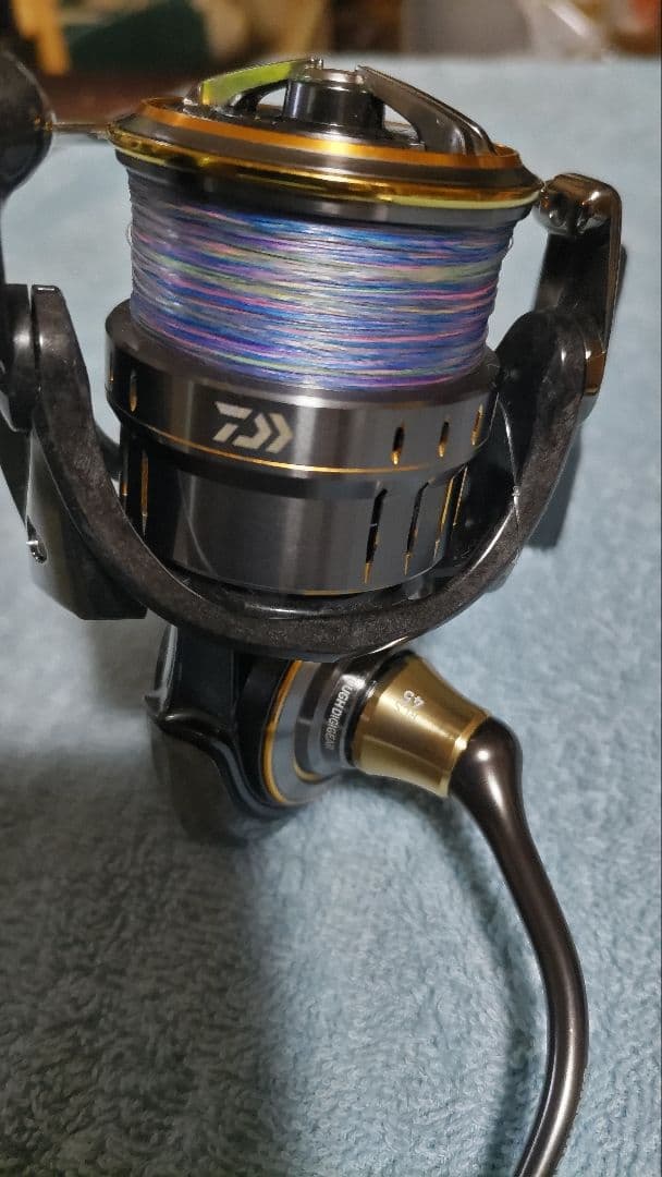DAIWA LT2500 スピニングリール