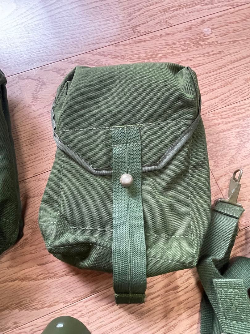 スウェーデン軍　サイドポーチ LK35のカスタムにどうぞ　デッドストック