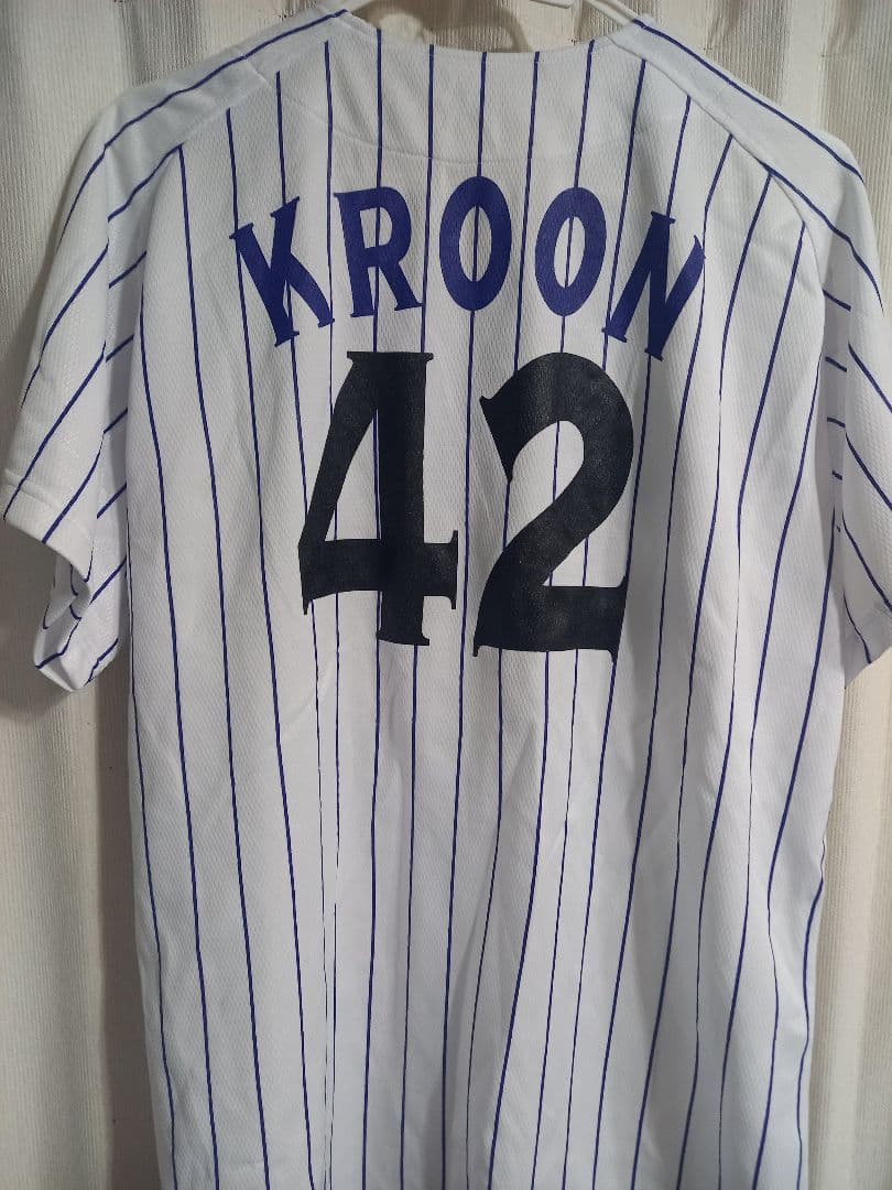 横浜ベイスターズ ユニフォーム 42 KROON