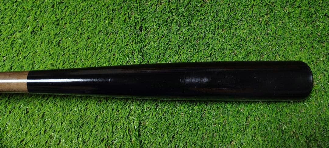 オタクです！　コニーズ　木製バット　①