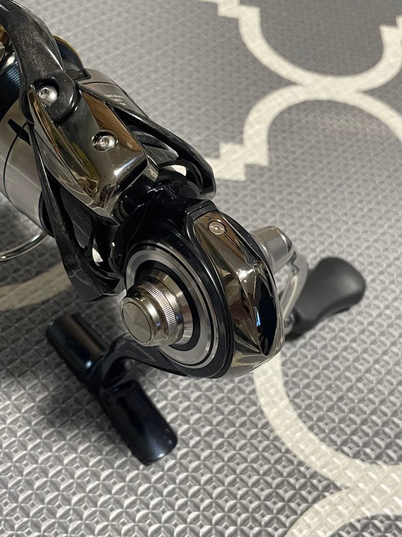 ○美品○Daiwa 19Certate LT 2500S-XH スピニングリール