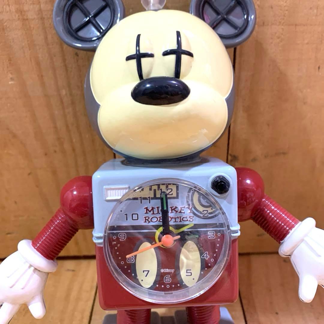 【Mickey mouse】目覚まし時計〈曲数10曲位〉ロボット式（単3✖️2 ）