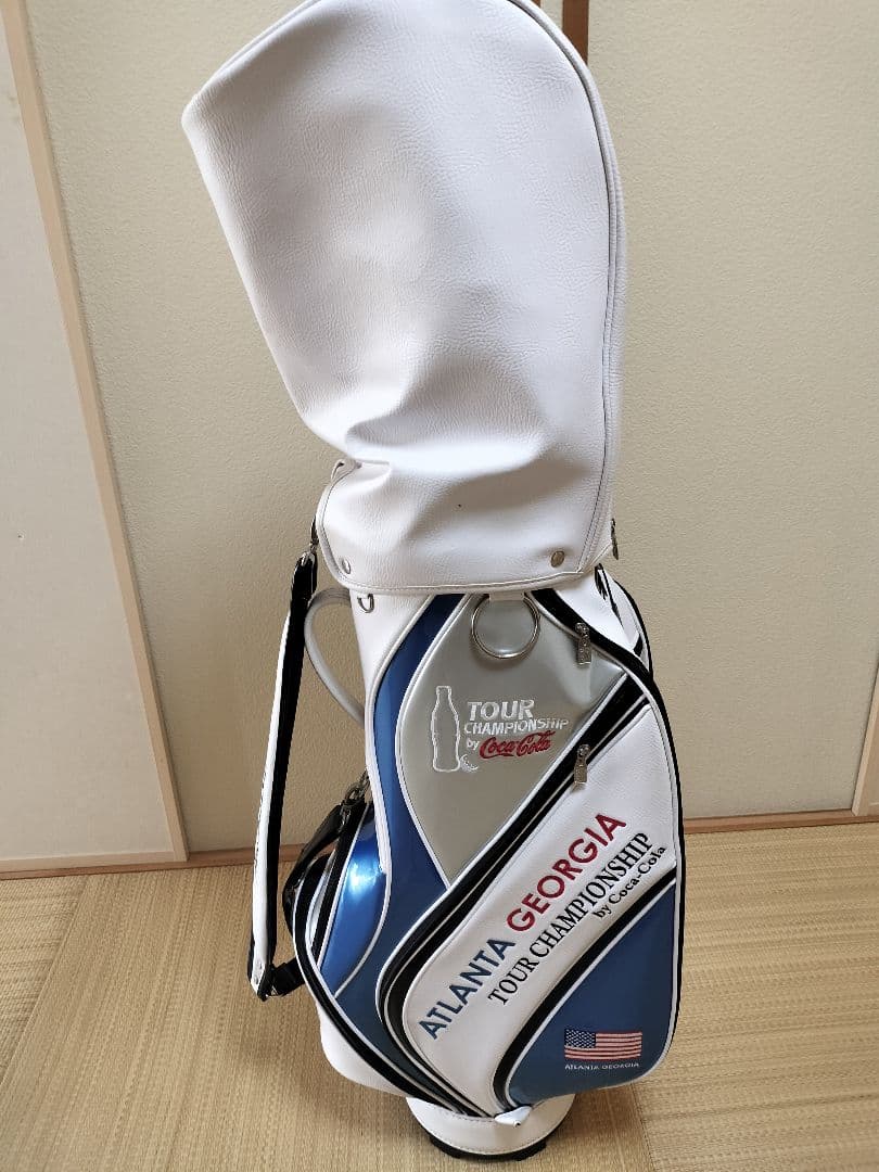 TaylorMade SIM2 ドライバー、ユーティリティ& アイアン小物セット
