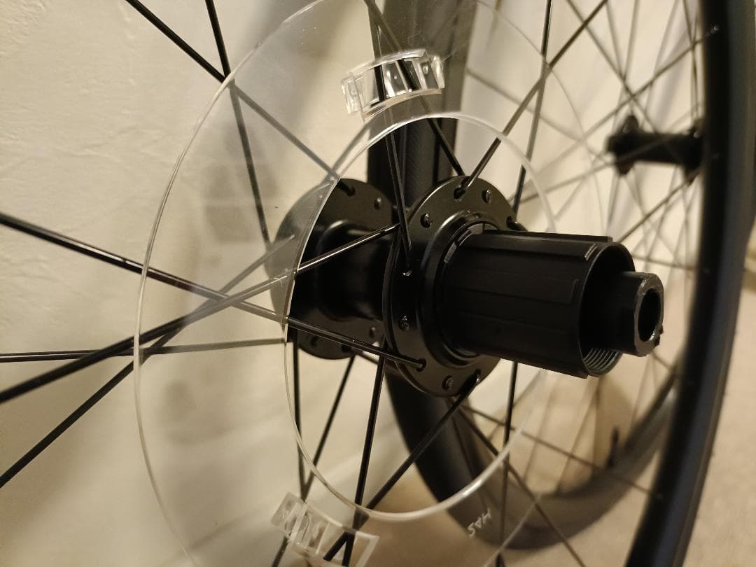 Bontrager Paradigm 700C TLR チューブレス対応＋おまけ