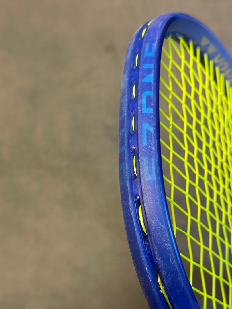【美品】YONEX EZONE100 TOUR G3