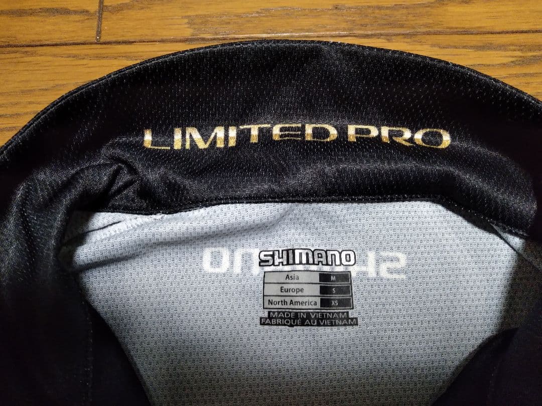SHIMANO LIMITED PRO　フルジップシャツ　M