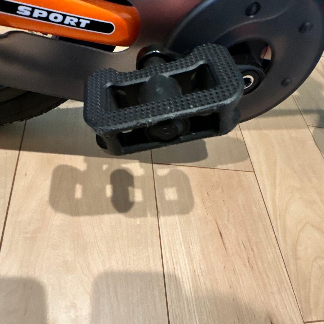 STRIDER 14x ストライダー オレンジ スタンド・ペダル付き 未使用級