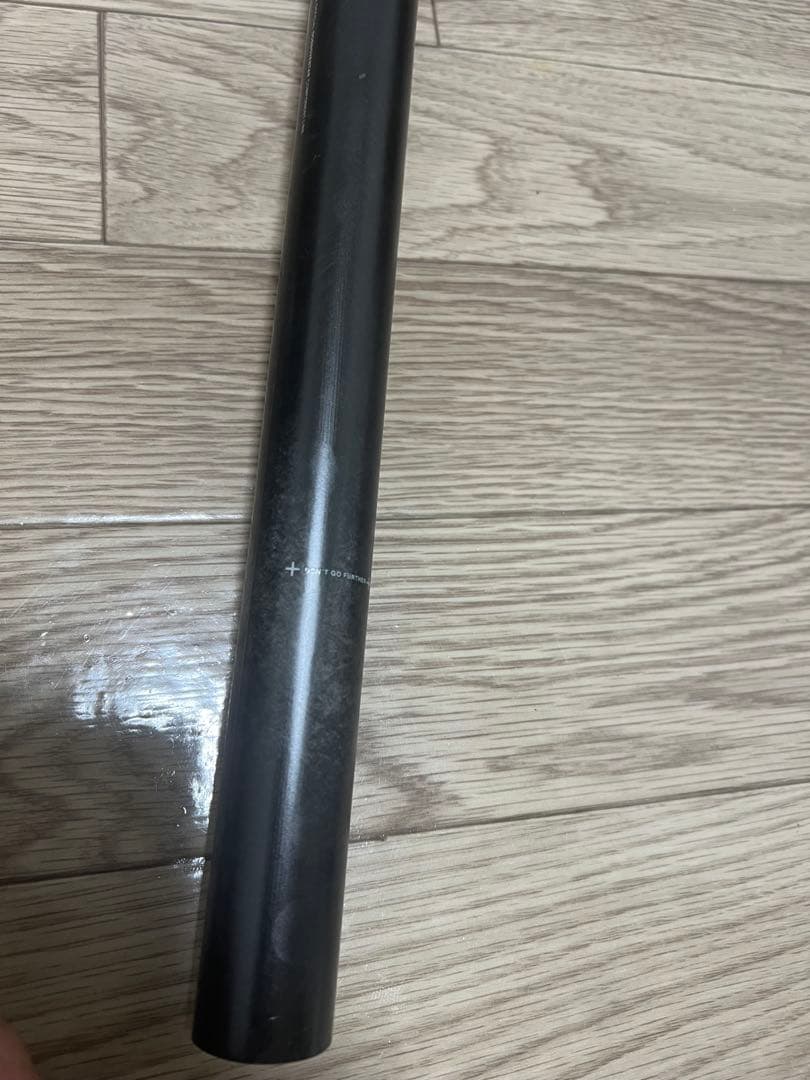 ドスノベンタ　カーボンシートポスト　美品