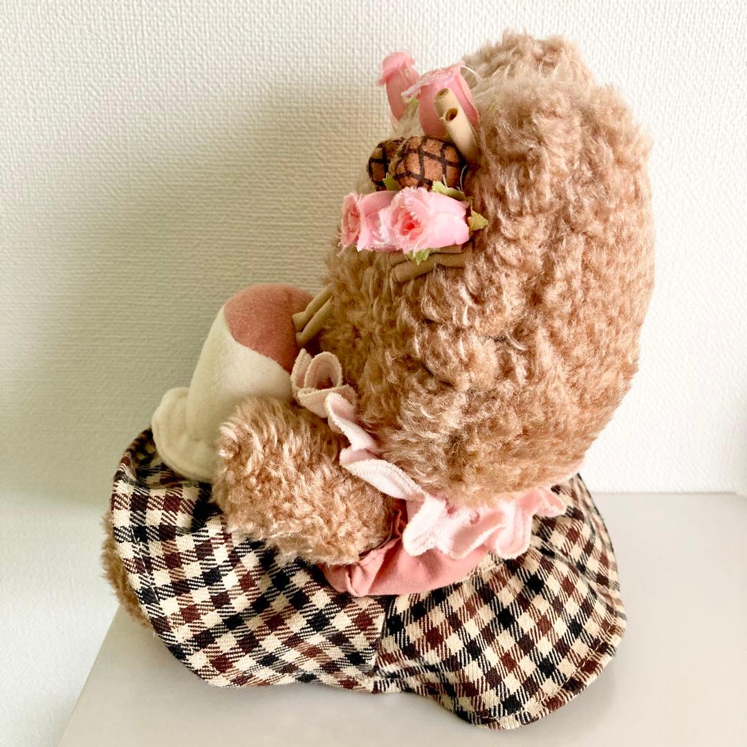 サンリオ　ハローキティ ぬいぐるみ　ブラウン