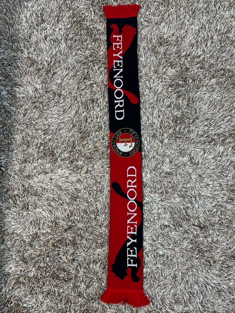 入手困難！FEYENOORDフェイエノールト サッカー マフラー プーマ