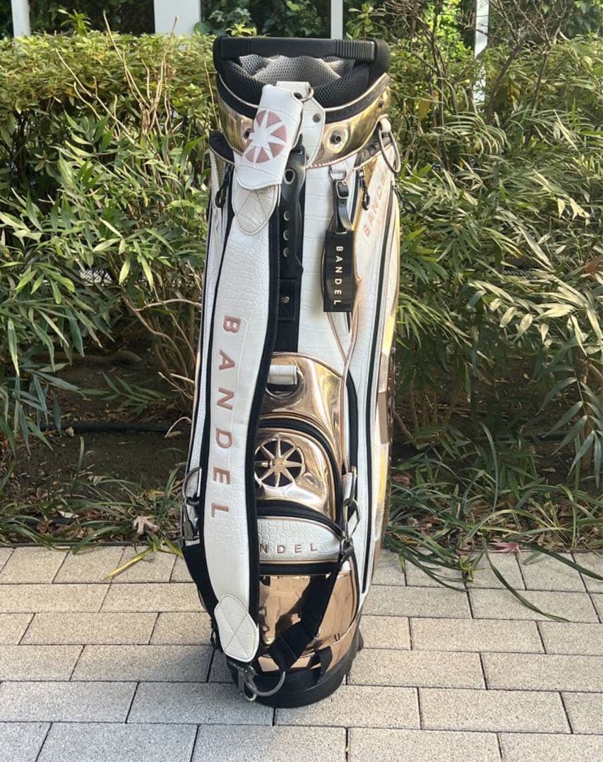 BANDEL Golf / バンデル　キャディバッグ　クロコ型押し　金ｘ白