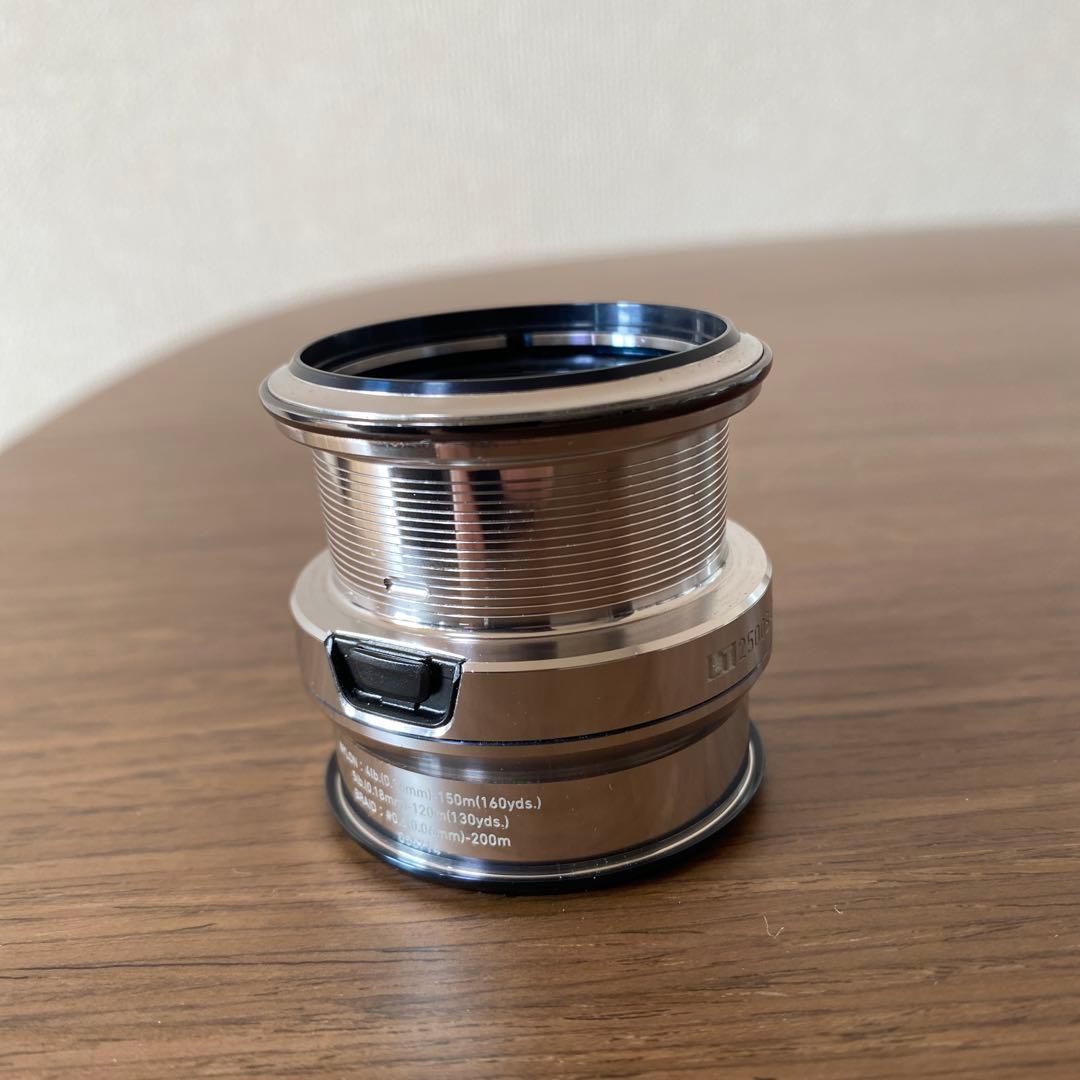 【美品】18イグジスト LT2500S-C スプール