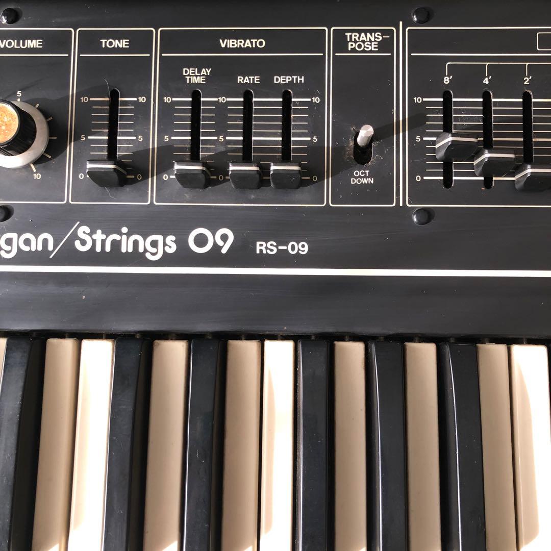 マ*ド様 Roland RS-09 ビンテージ