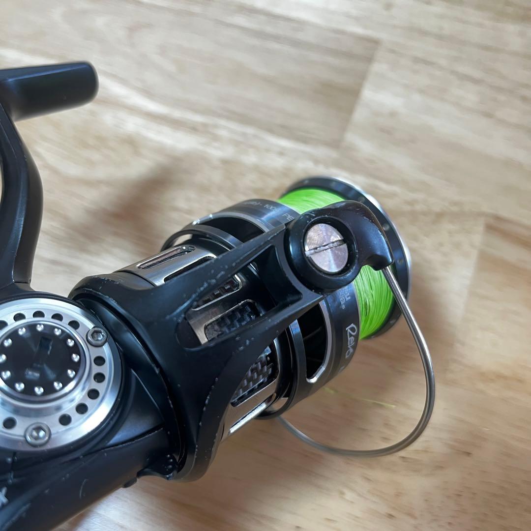 Abu Garcia Revo MGX 2500S リール