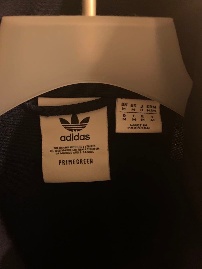 adidas米国流通モデル　ネイビー