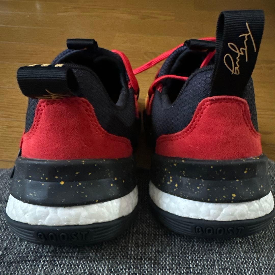 Trae Young adidas バスケットボールシューズ US8