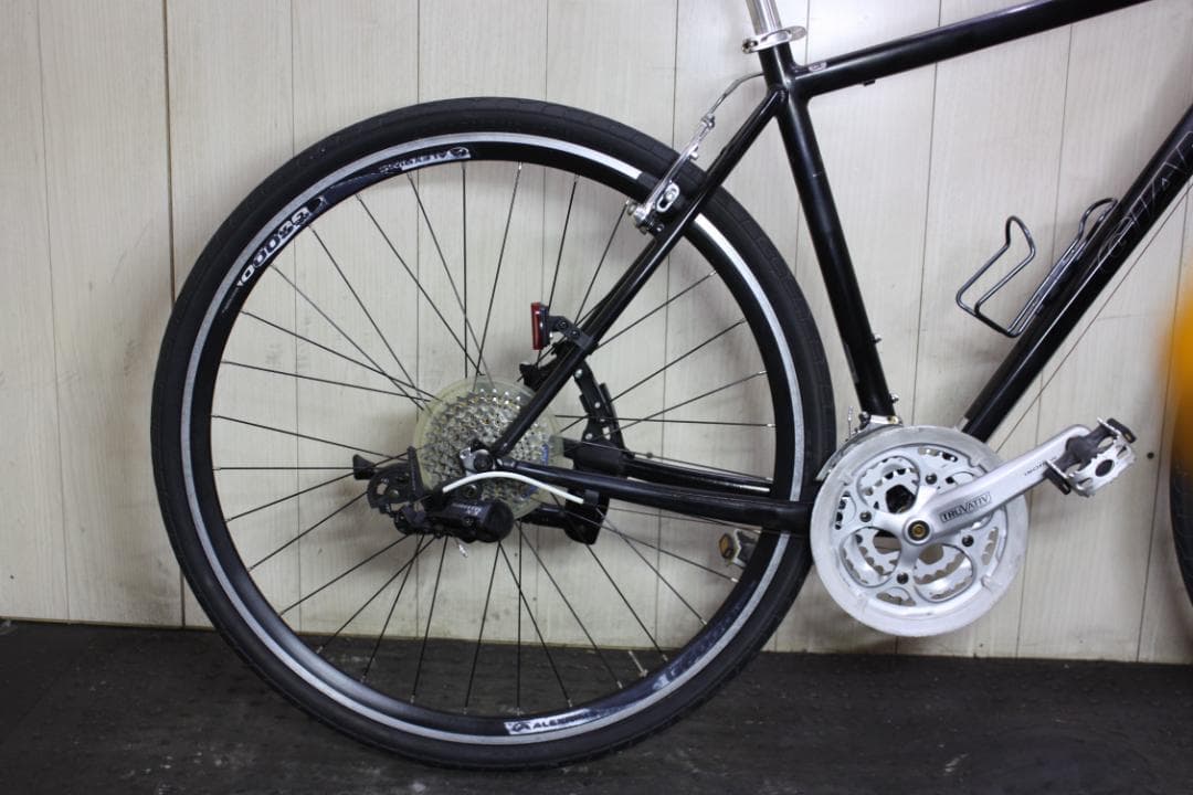 GIANT GLIDE R3 700C アルミ 24速 500mm クロスバイク