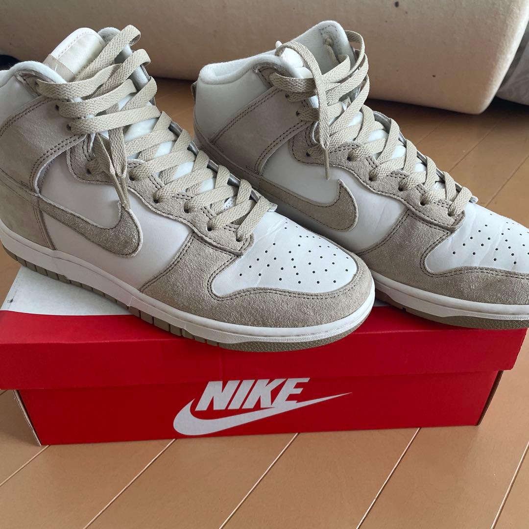 NIKE Dunk High ホワイト/ベージュ