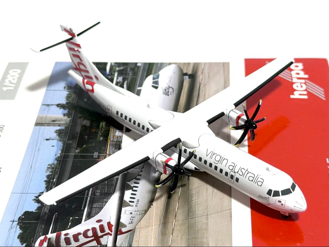 航空機・ヘリコプター herpa 1/200 ATR-72-500 Virgin Australia