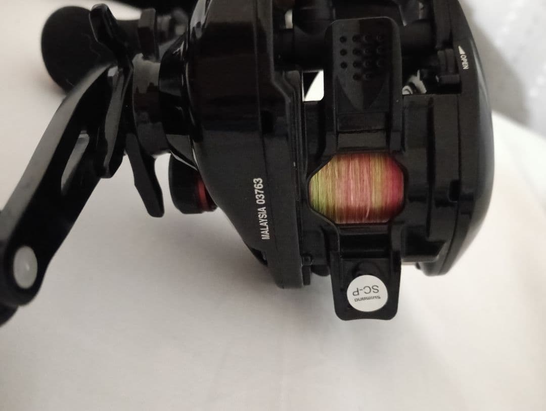 【美品】シマノ 18 炎月BB 100HG　ハイギア　エンゲツ　03763