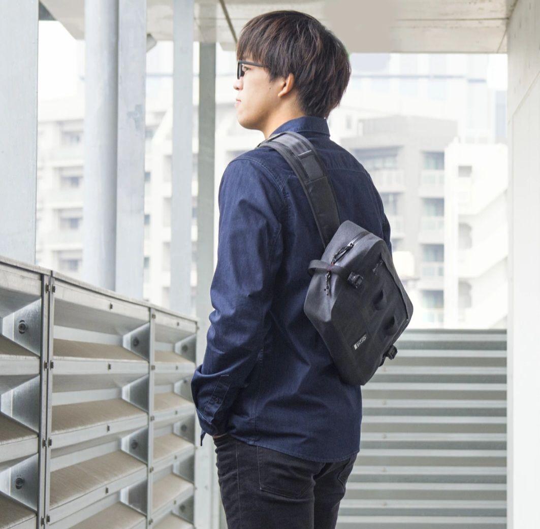 ★CHROME ・クローム BG-258 URBAN EX SLING 10L