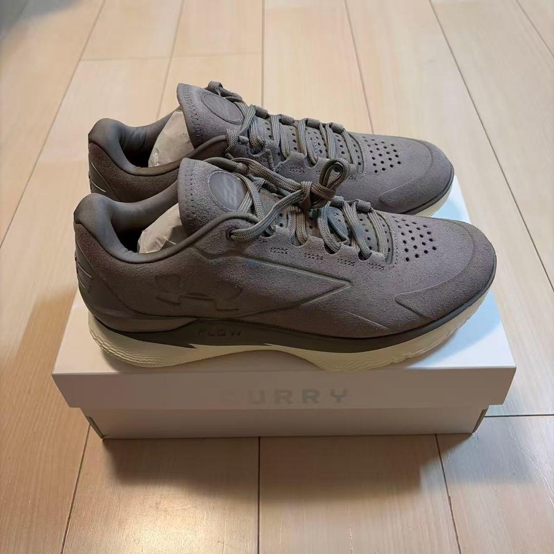貴重Under Armour Curry 1 Low Flotro Lux