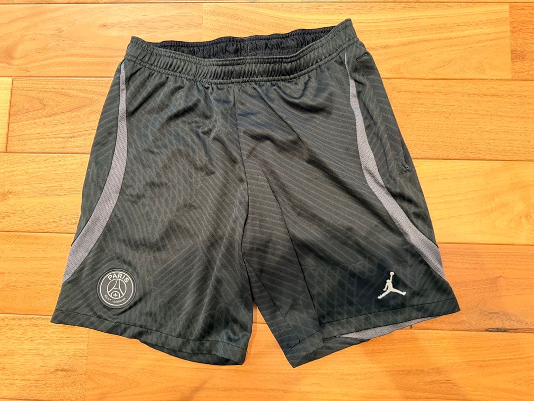 NIKE ジョーダン　パリサンジェルマン　セットアップ