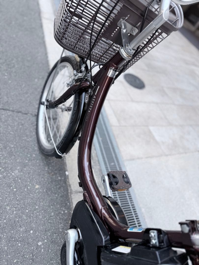大阪府　ヤマハ　電動アシスト自転車 ブラウン 前カゴ付き