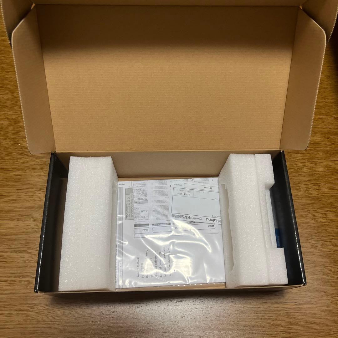 た*た様 BOSS GT-1 ホワイト箱付き