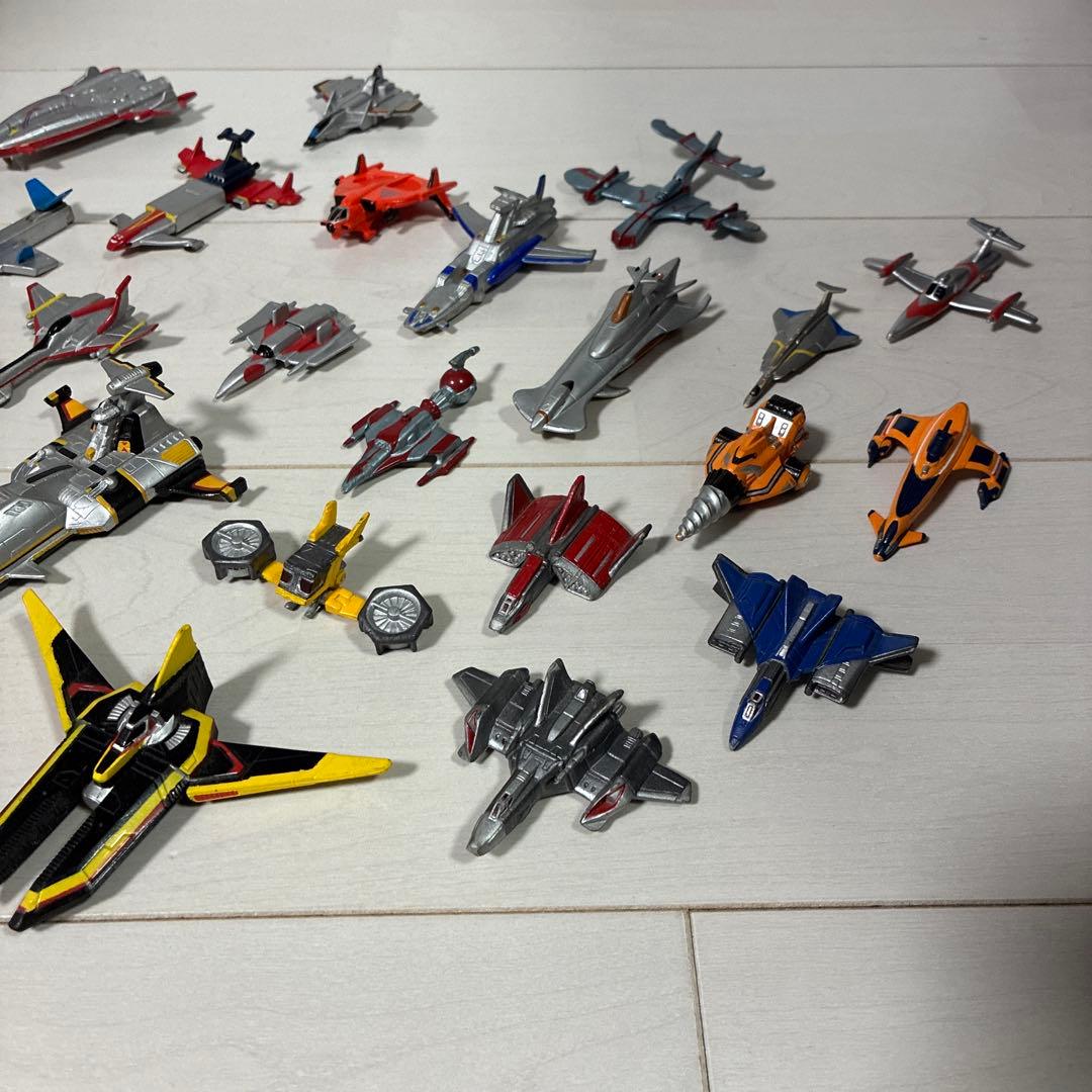 ウルトラマンシリーズ　戦闘機 フィギュア28体セット