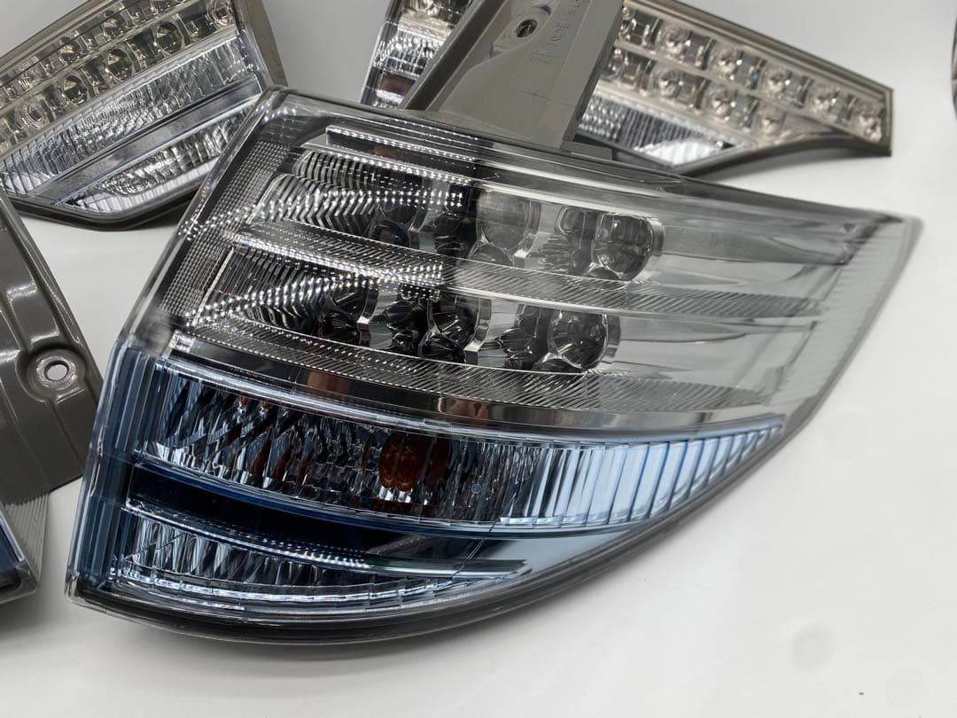 トヨタ エスティマ 50系 LEDテールランプ左右セット　ACR50 GSR55