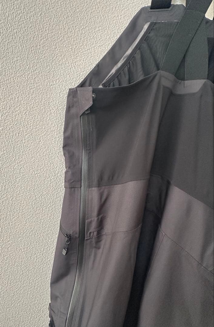 THE NORTH FACE フューチャーライトブリガンディンビブ