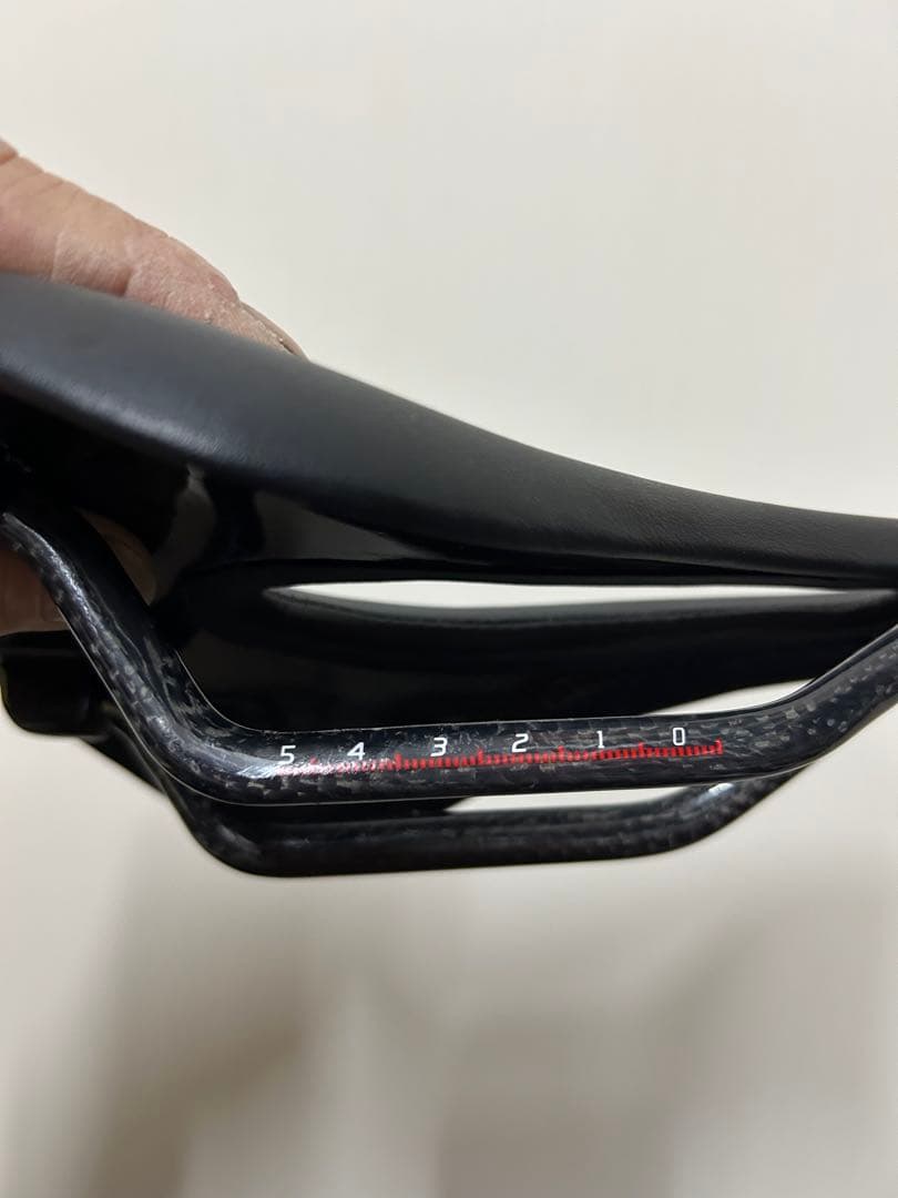 TNI Lite Fly II ライトフライ2 サドル　143mm