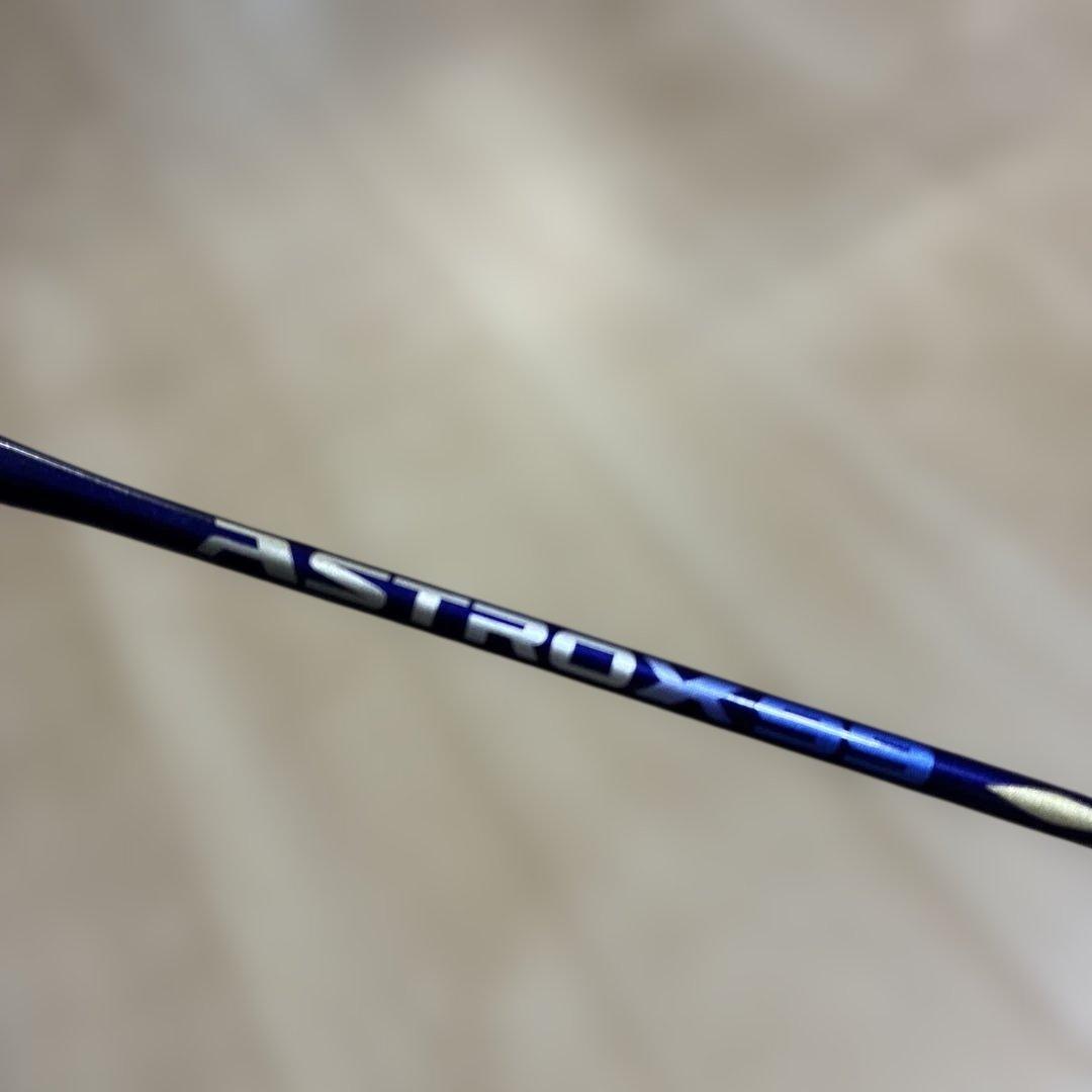ASTROX99 ネイビー　バドミントンラケット ジャンク品