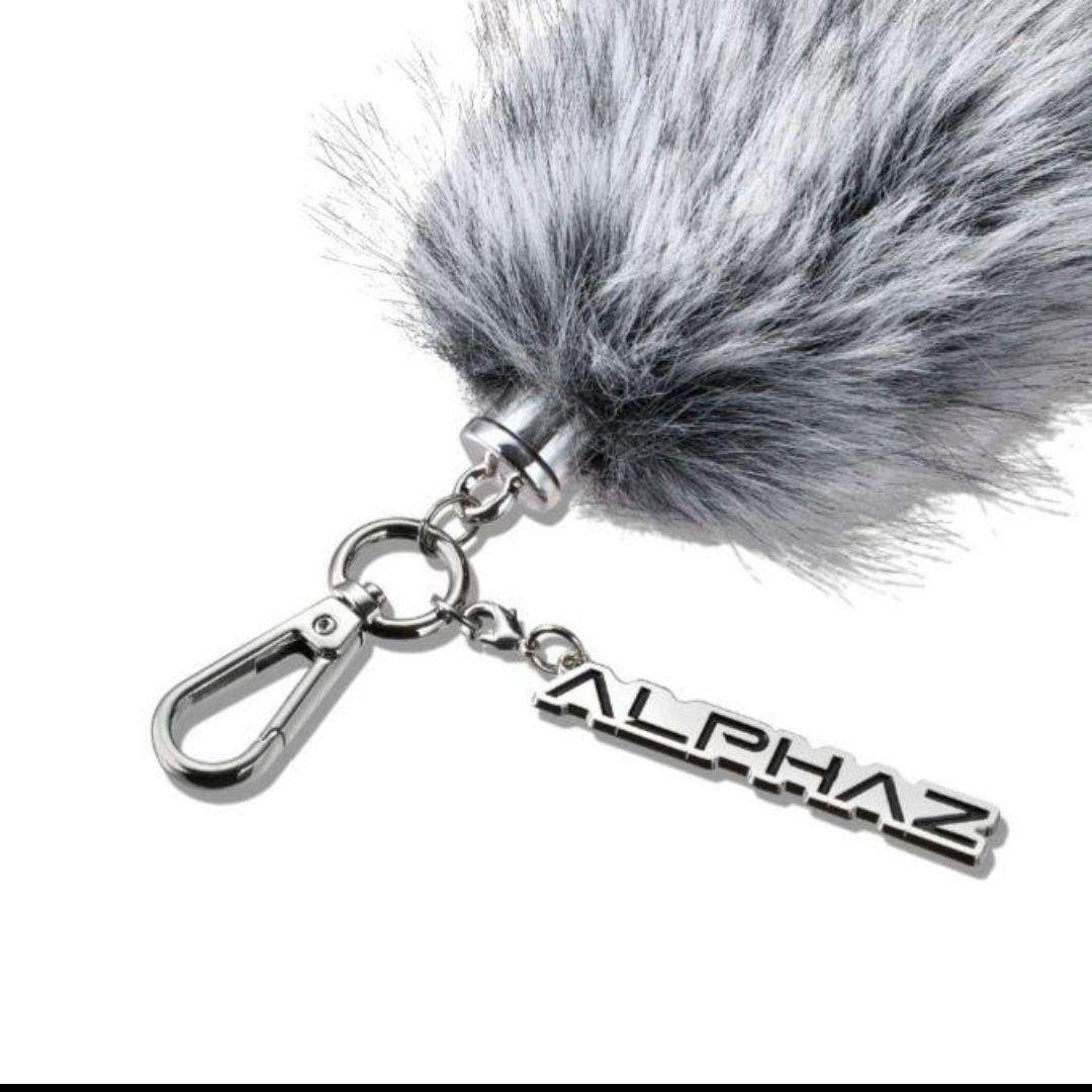 XG　Big Tail Charm　ビッグテイルチャーム　グッズ　テイルチャーム