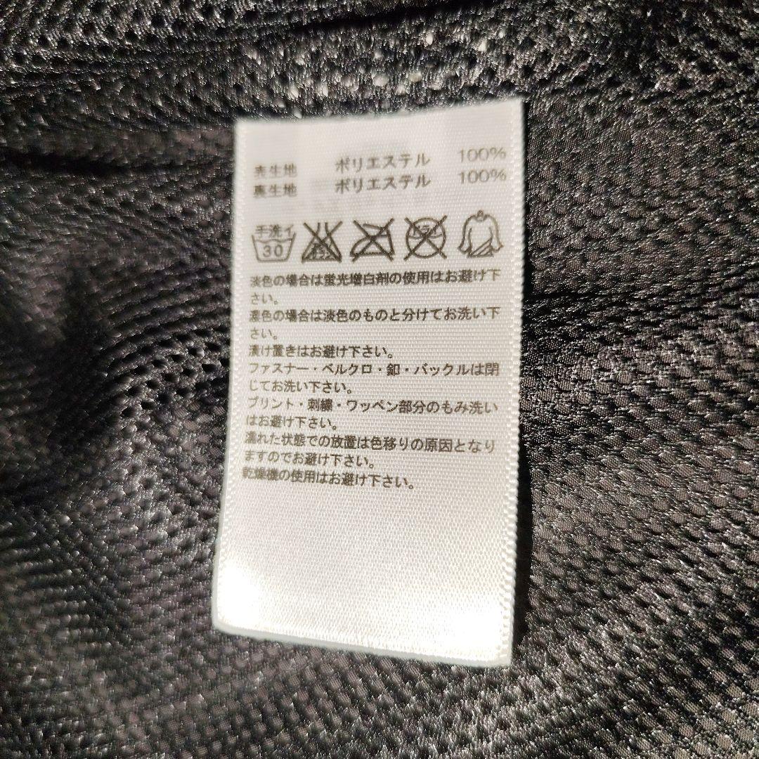 adidas ナイロンセットアップ ブラック ゴールド