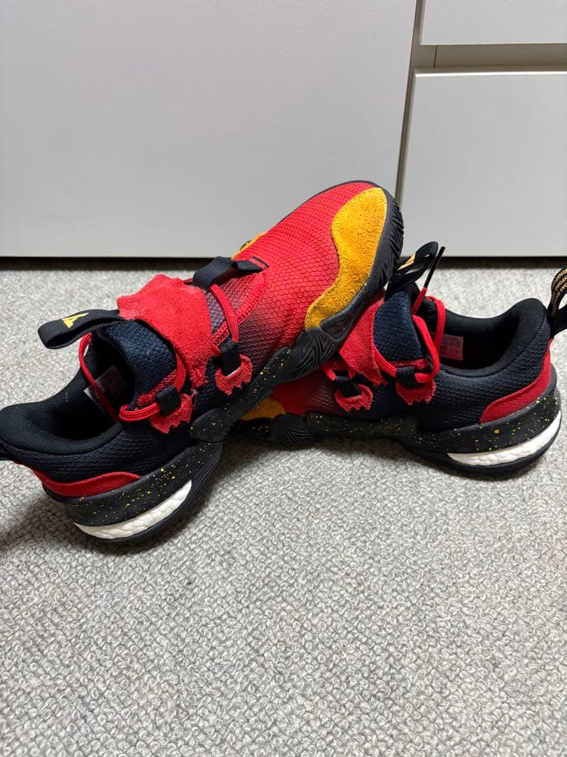 【美品】adidas トレイヤング1