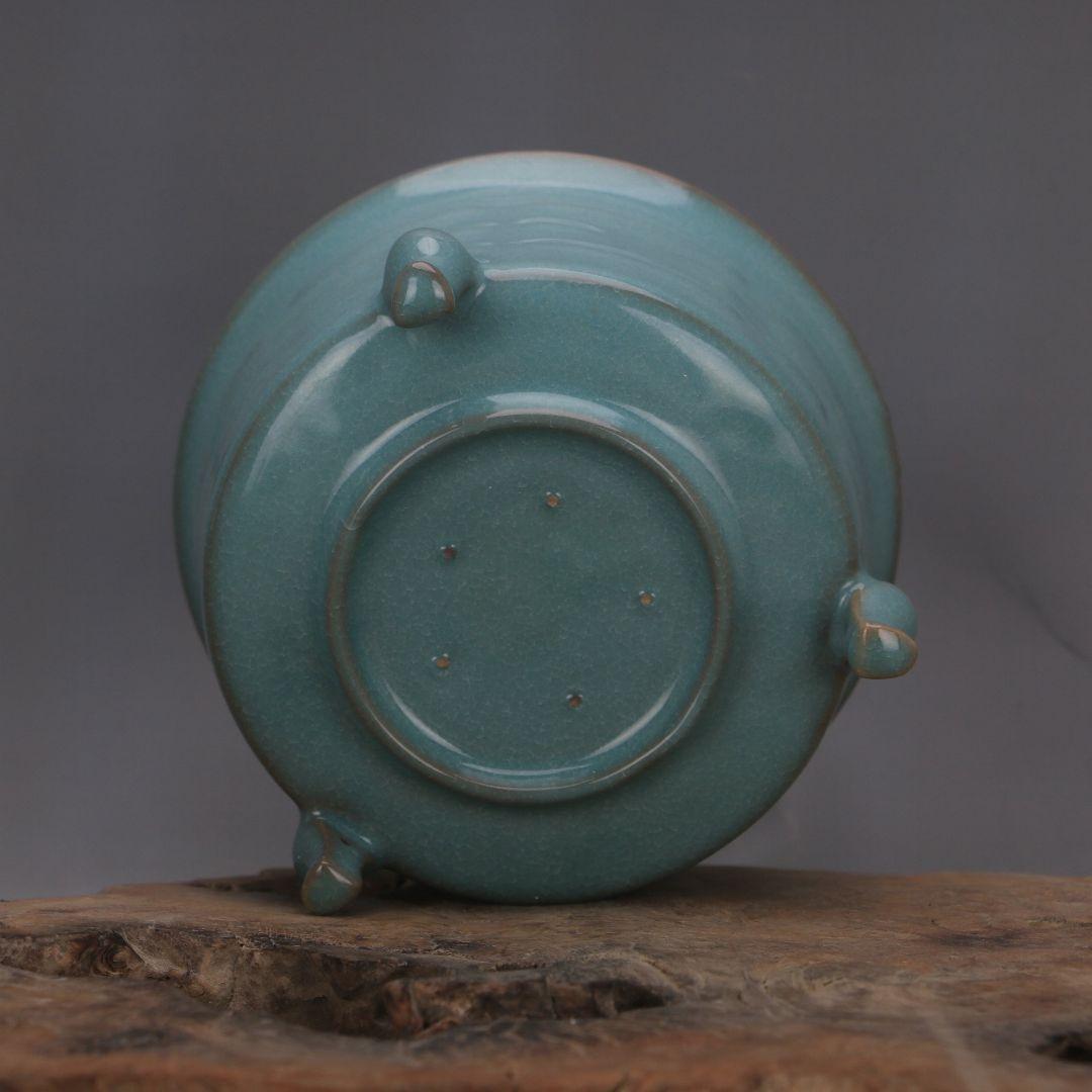雪花玄紋三足鼎 香炉 磁器 香道具 装飾品 現代工芸品 美術品
