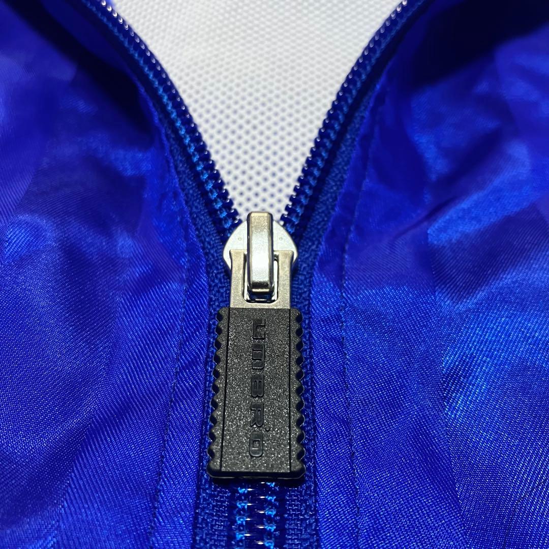 アンブロumbro デサント製　ナイロンジャージ　上下　セットアップ　刺繍ロゴ
