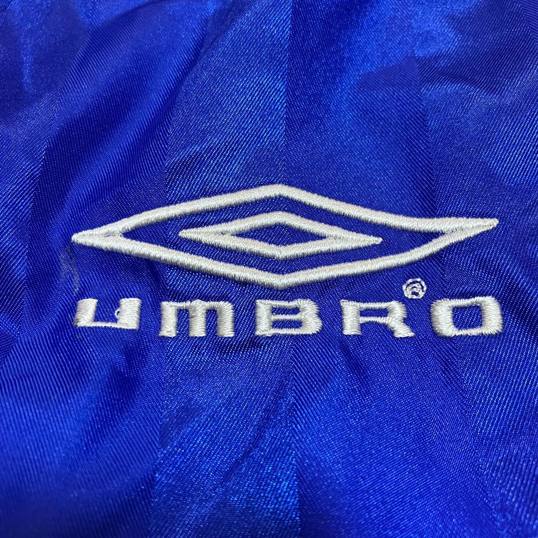アンブロumbro デサント製　ナイロンジャージ　上下　セットアップ　刺繍ロゴ