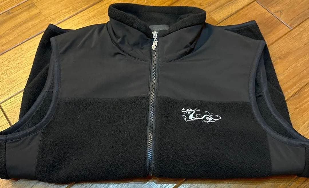 黒いジップアップゴルフベスト ジャケット　サイズ3