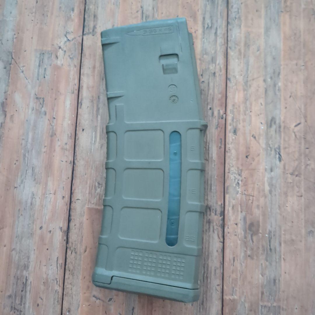 米軍　MAGPUL PMAG M4 両窓 5.56mm 30連 マガジン　⑧